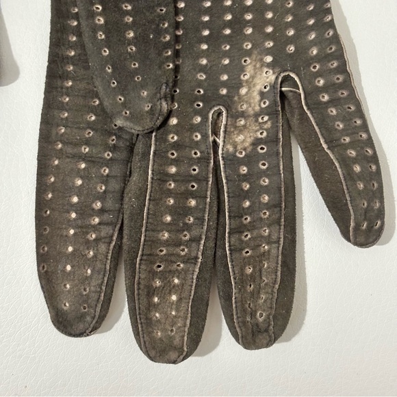Vintage perforated brown leather gloves long size 6.5 - Picture 3 of 8